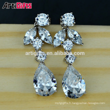 Nouveau style Boucles d&#39;oreilles en or blanc plaqué or zircon diamant de luxe